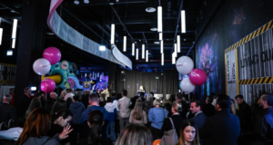 La Sibiu a fost inaugurat Playtopia, cel mai mare loc de joacă indoor din România
