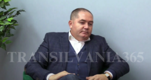 VIDEO. Cornel George Comșa, candidat la Camera Deputaților pe lista PSDI: „Sunt contracte de milioane, iar un partid mic nu are cum să lupte cu marile partide. PSD și PNL primesc undeva la 20 milioane de euro anual, de la buget”