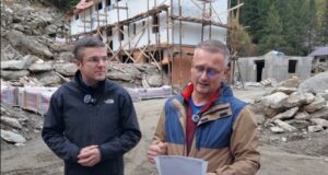 Useriștii sunt meseriași și în construcții. Bineînțeles, în campania electorală…