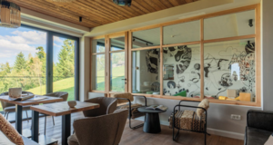 Care este povestea The Pines Bucegi Lodge, unul dintre cele mai frumoase hoteluri care se va deschide în curând în Bran?
