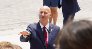 Senatorii americani citează surse românești