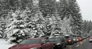 Poiana Brașov, destinația preferată pentru poze și plimbări. Localnic: „Mulţi vin, fac poza pentru Insta, iau un kurtos sau un ceai şi atât”