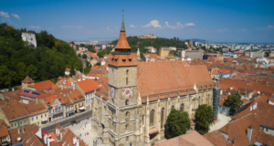 Curtea Bisericii Negre ar putea fi restaurată cu fonduri europene nerambursabile