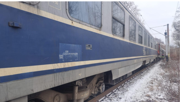 Un tren care circula dinspre Toplița spre Brașov a deraiat! (GALERIE FOTO) 1 13.02.25 25