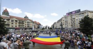 Eurodeputatul Maria Grapini, mesaj cu ocazia Zilei Drapelului Național: “Drapelul ne uneşte şi reprezintă mândria noastră, alături de stemă, imn și sigiliu, și completează simbolurile națiunii române!”