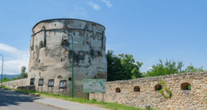 Încep lucrările de restaurare a Bastionului Postăvarilor!