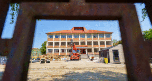 Investiții în infrastructura școlară din Sfântu Gheorghe. Lucrări în desfășurare la mai multe unități de învățământ