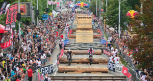 Restricții de trafic în Sibiu pentru Red Bull Romaniacs. Mai multe străzi și parcări, închise temporar