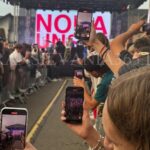 GALERIE FOTO, VIDEO: Mii de oameni au sărbătorit la Zilele Orașului Ghimbav 2025 18 filmat cu telefonul
