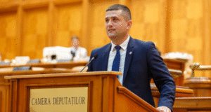 Ministrul Economiei: În mijlocul Fabricii de Pulberi din Făgăraș se află o groapă de gunoi ilegală, unde apar incendii