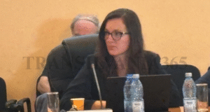Președintele FDGR Brașov habar nu avea de inițiativa consilierei Olivia Grigoriu, care vrea o statuie cu Apollonia Hirscher. Tânăra nu s-a consultat cu liderii Forumului German