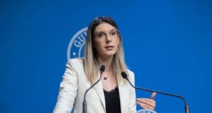 Moțiunea AUR împotriva ministrei Mediului a trecut de Senat. Diana Buzoianu refuză să plece, deși peste 100.000 de români au rămas fără apă