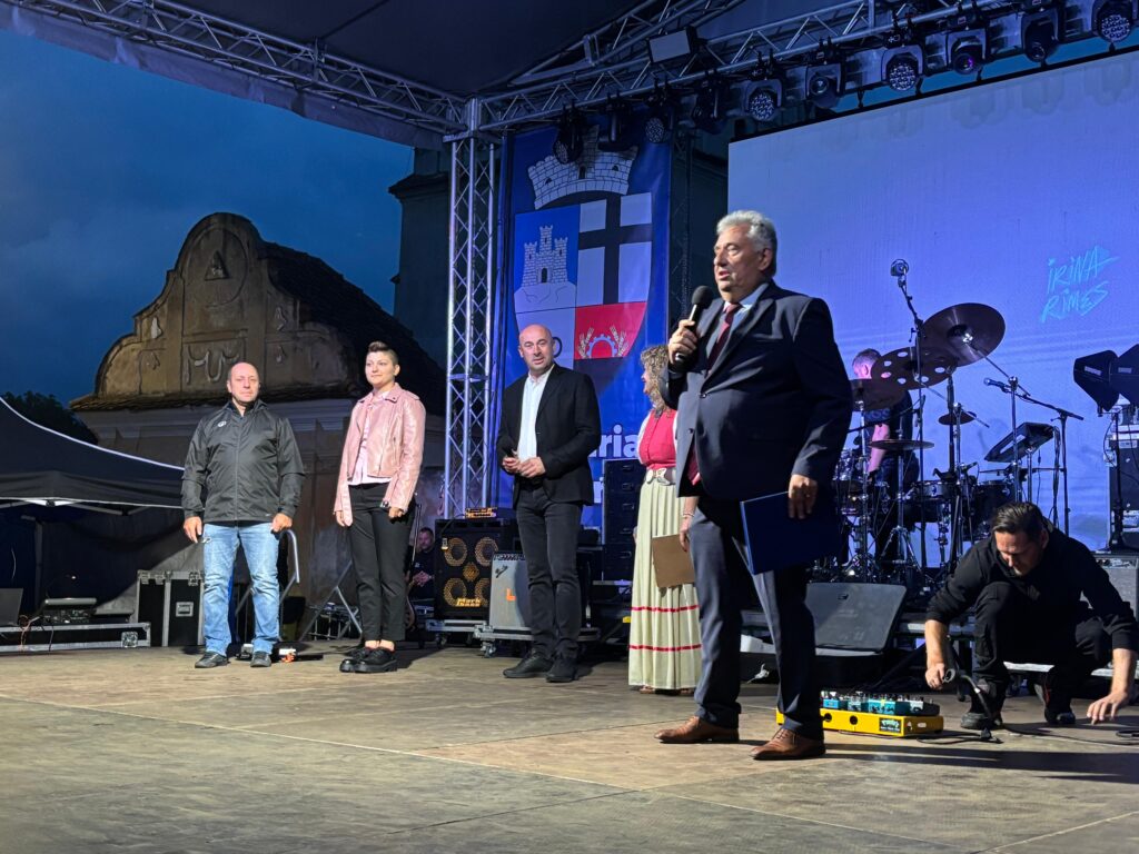 Așa a fost la Festivalul „Cavalerii Teutoni se întorc în Cetatea Feldioara”. Mii de oameni la concertul Irinei Rimes (VIDEO și GALERIE FOTO) 8 IMG 20250901 WA0013