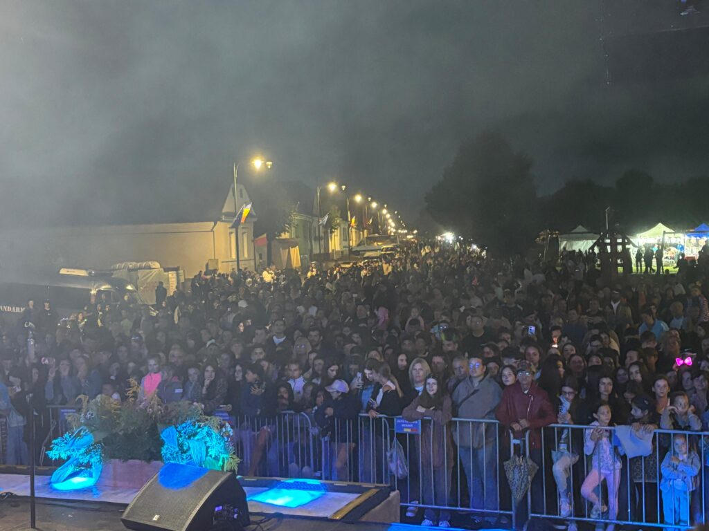 Așa a fost la Festivalul „Cavalerii Teutoni se întorc în Cetatea Feldioara”. Mii de oameni la concertul Irinei Rimes (VIDEO și GALERIE FOTO) 12 IMG 20250901 WA0015