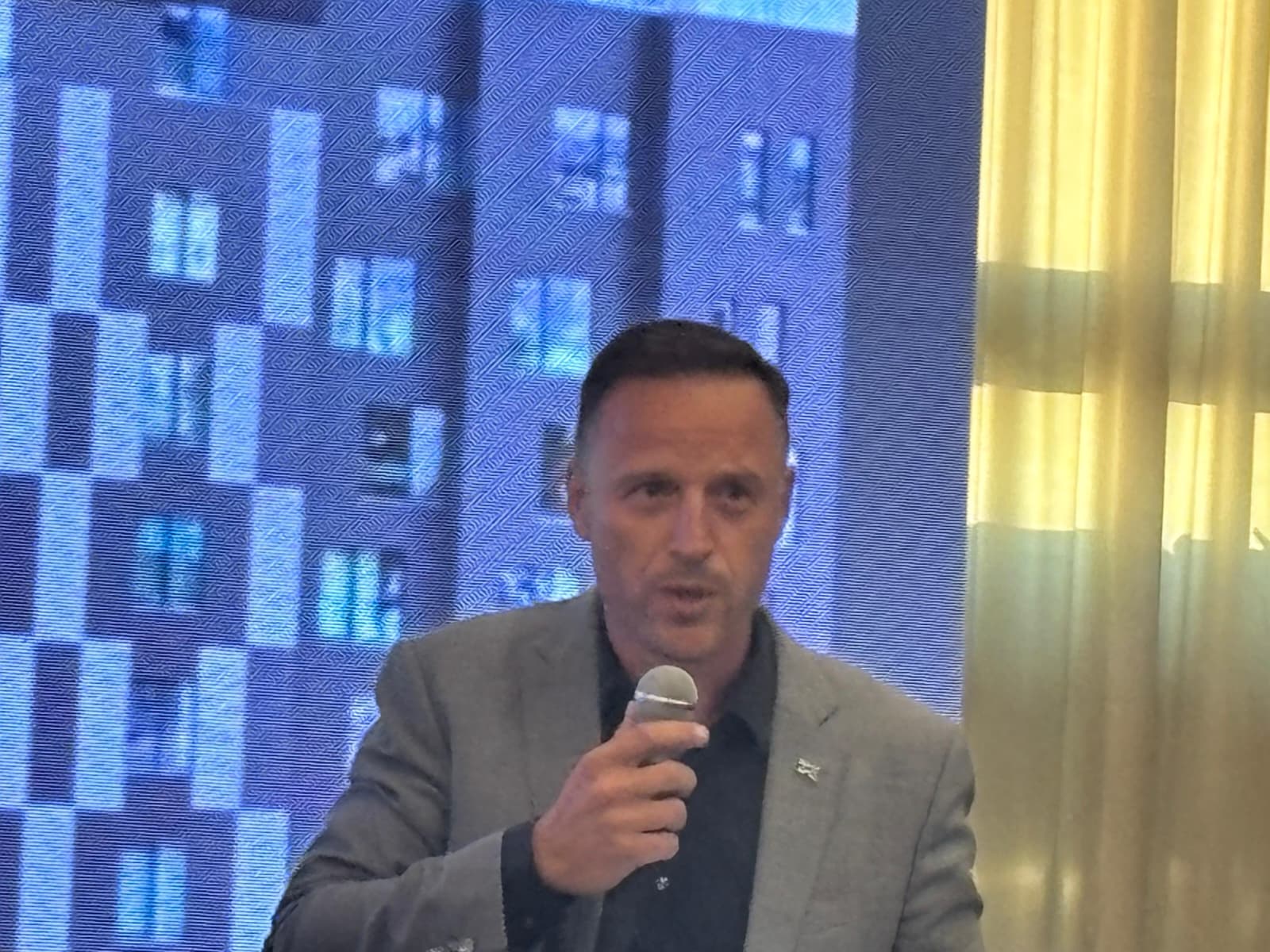 VIDEO. WELMONT Park Residences, un nou reper urbanistic și investițional lansat în Brașov de către ROKMAN Evolution Development 2 Imagine WhatsApp 2025 09 19 la 08.42.14 215e370b
