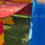 FOTO. Și-au făcut nevoile sub un tobogan din locul de joacă proaspăt inaugurat din Centrul Civic Brașov. Investiție modernă, umbrită de lipsa de educație 2 rahat parc2