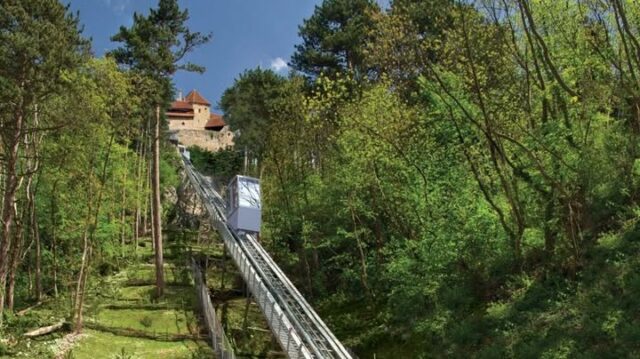 ascensor rasnov
