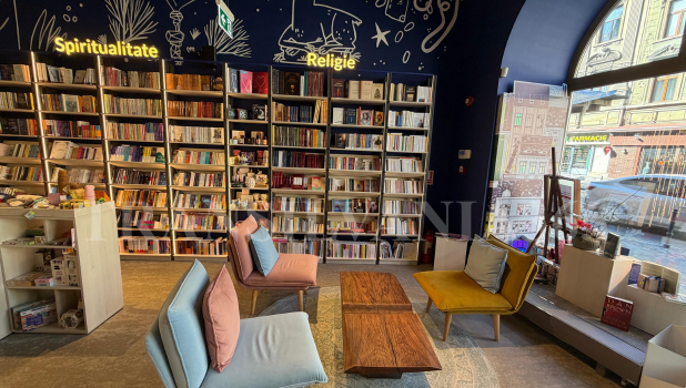 VIDEO. „Antreprenori faini la Brașov” în lumea Libris. De la rafturile librăriei Șt. O. Iosif la primul librar AI din România 3 Libris 8