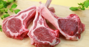 Avertisment ANSVSA: atenție de unde cumpărați carnea de miel! Produsele fără ștampilă pot fi periculoase