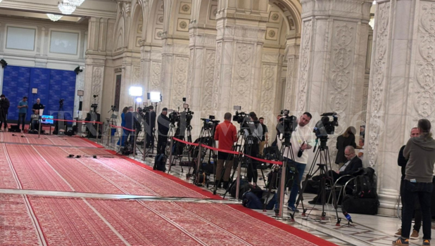 LIVE din Parlamentul României! Transilvania365 prezentă la votul decisiv pentru Ilie Bolojan 1 jurnalist parlament