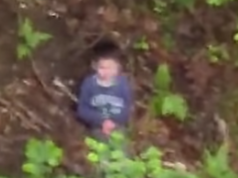 Băiețelul de 5 ani din Sibiu, găsit în pădure după 40 de ore de căutări, suferă de pneumonie interstițială