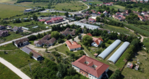Condiții mai bune pentru beneficiarii Centrului „Canaan” din Șercaia. DGASPC Brașov cumpără electrocasnice noi de peste 21.000 de lei