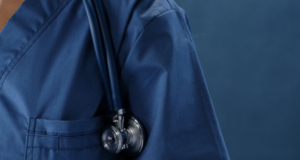 Ultima zi pentru înscrieri la concurs! Primăria Poiana Mărului caută asistent medical comunitar