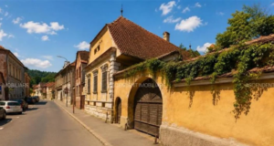 Casa fiicei lui Constantin Brâncoveanu, din Brașov, scoasă la vânzare cu 360.000 de euro!