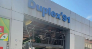 VIDEO. După ani de procese, a venit și ziua demolării! Construcțiile Duplex 91 dispar din zona Star