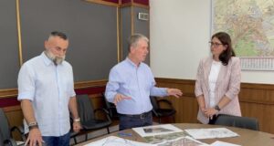 VIDEO. Primarul Scripcaru a decis împreună cu arhitectii! Prima parcare va fi construită în Centrul Civic! Proiectul pentru Parcul Central, pus în așteptare!