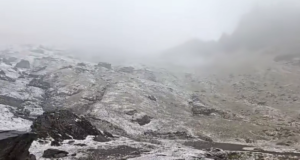 VIDEO. Iarna și-a făcut apariția pe Transfăgărășan! Imagini cu prima ninsoare