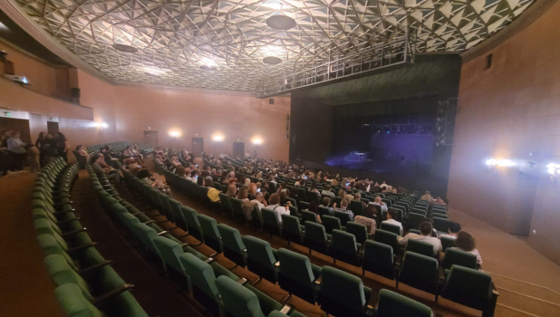 Un nou scandal la Teatrul „Sică Alexandrescu”! Sindicatul se delimitează de Festivalul Dramatic și lansează acuzații dure la adresa conducerii 1 teatru 2