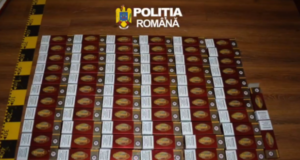 VIDEO. Doi indieni făceau afaceri cu tutun „la negru”, la Brașov! Polițiștii au găsit 100 de kilograme