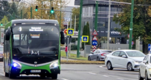 RATBV adaptează orarul liniei 9 la programul școlar. Ce se schimbă de luni pentru elevii din Tractorul