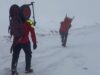Intervenție Salvamont pe Vârful Omu! O turistă din Israel, accidentată la genunchi, are nevoie de ajutorul salvatorilor montani