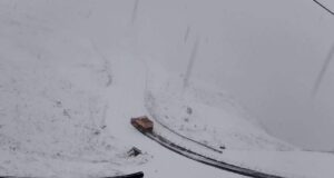 Transfăgărășanul se închide de marți, 27 octombrie, din cauza ninsorilor și a condițiilor meteo nefavorabile