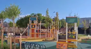VIDEO. La Săcele continuă investițiile în locurile de joacă, parcurile de fitness și terenurile de sport