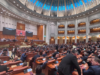 VIDEO. Votul care poate schimba România! Transilvania365 transmite LIVE din Parlament! Niculescu are nevoie de 233 de voturi
