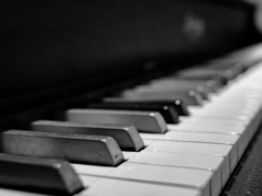 Muzica clasică, pe înțelesul celor mici! Concert educativ de pian, la Brașov